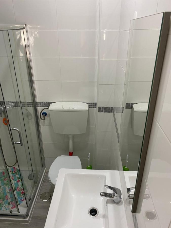 Avo Velha - Faneca Apartamentos Nazaré Buitenkant foto