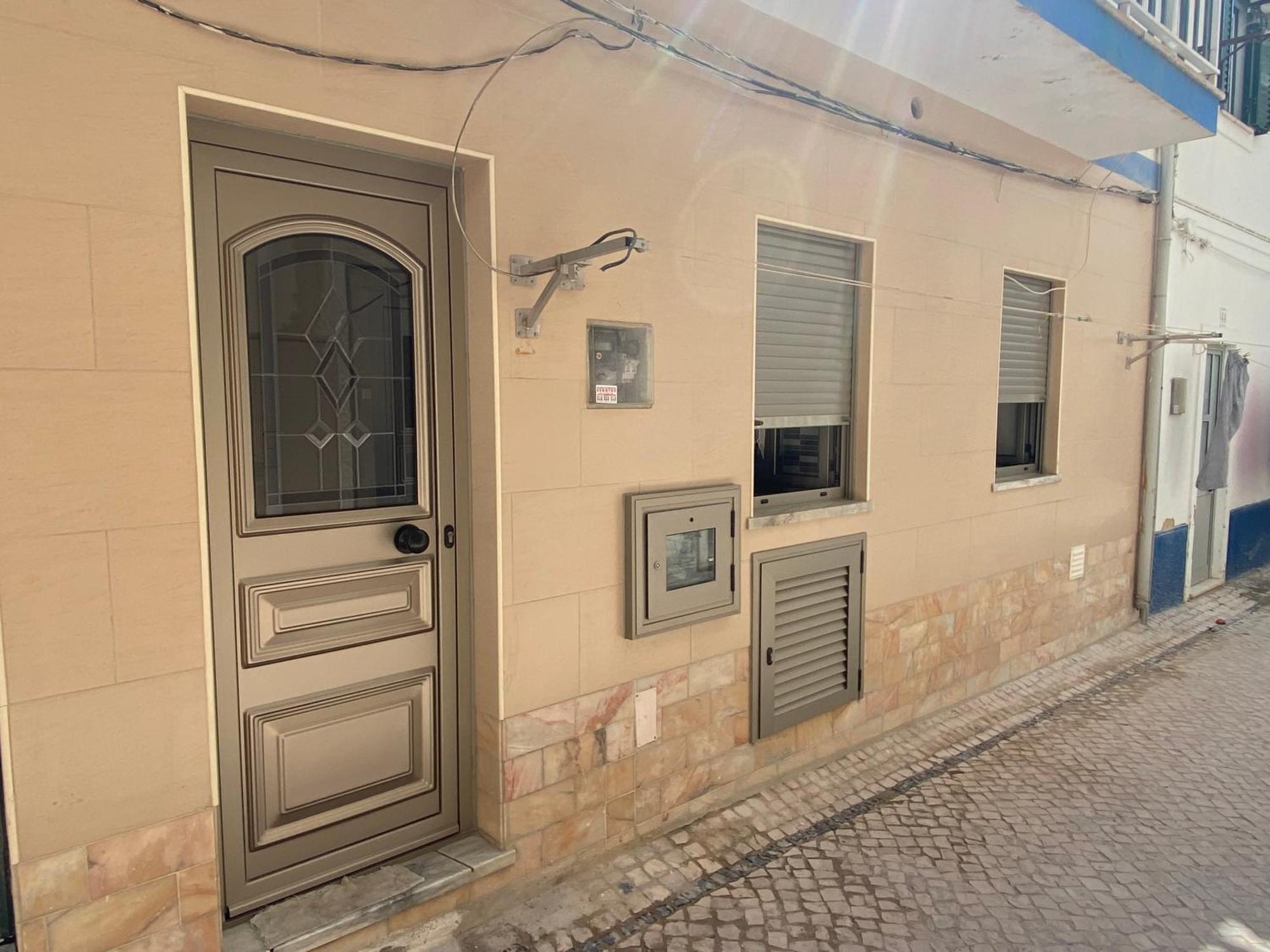 Avo Velha - Faneca Apartamentos Nazaré Buitenkant foto